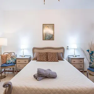 Close To Airport - Private With Private Bathroom Adults Only , Gudja Malte